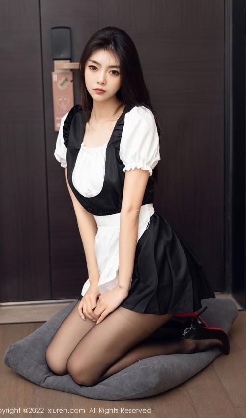 [Xiuren秀人网]2022.10.13 NO.5706 可乐Vicky[60+1P／498MB]