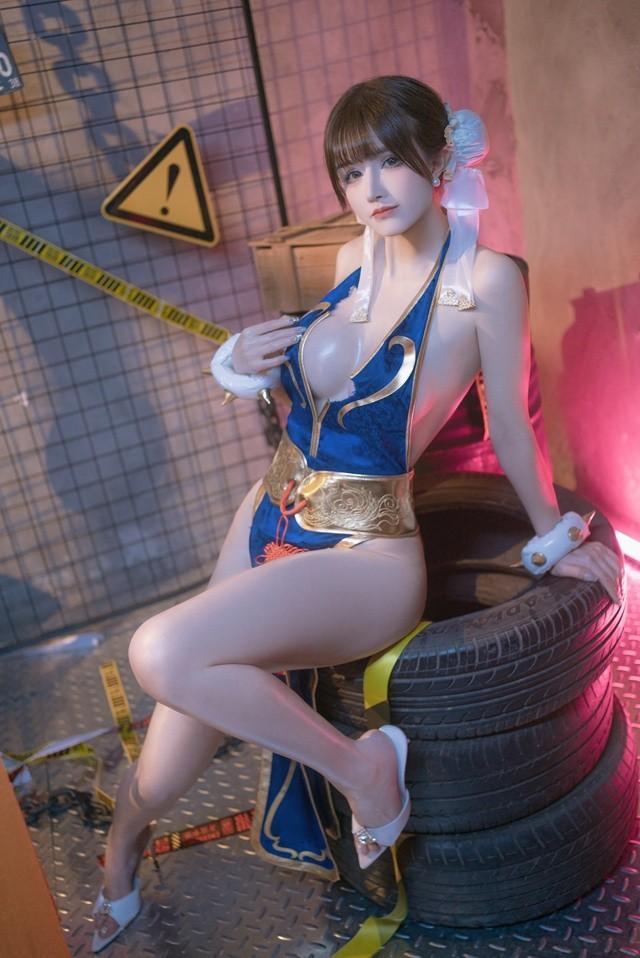 鹿八岁baby – 春丽的格斗辅导 [90P-740MB]