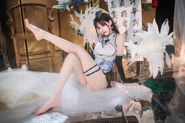 羽生三未 – NO.23 艳娘幻梦谭 瓶儿 青花瓷旗袍 [25P-294MB]