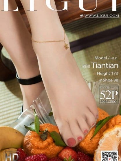 [Ligui丽柜]2021.07.19 《贵足盛宴之甜足莓汁》甜甜 [52+1P/65MB]