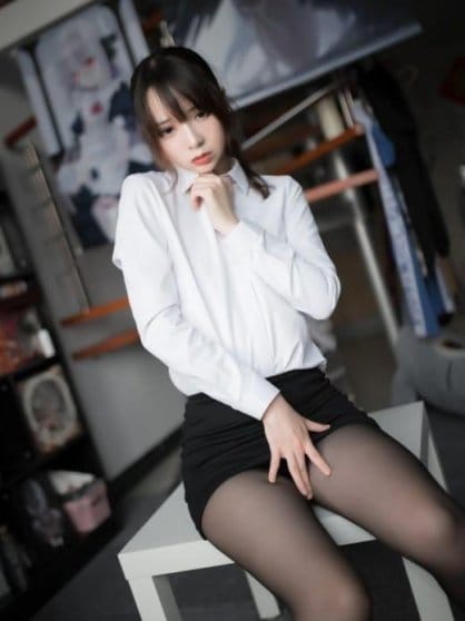 [喵糖映画]VOL.313 职业黑丝OL [25P/188MB]