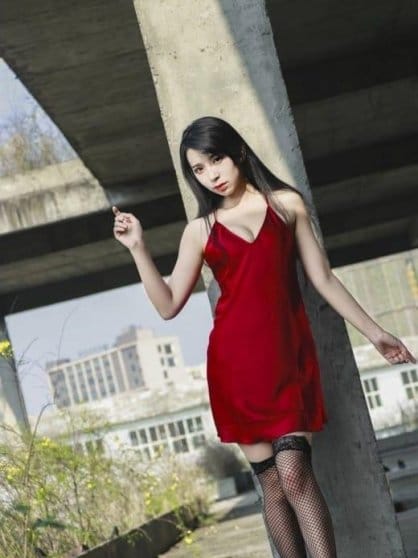 [喵糖映画]VOL.394 红色吊带裙 [36P/410MB]