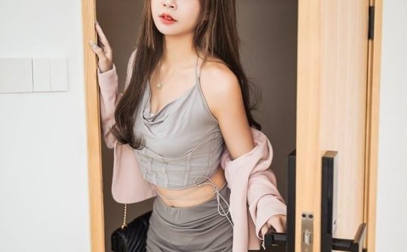 [YALAYI雅拉伊]2022.05.23 NO.935 试镜 阿禾[37+1P／388MB]