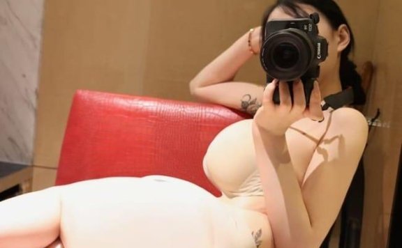 [微密圈]左公子 –巨乳怼拍[19P1V-323M]